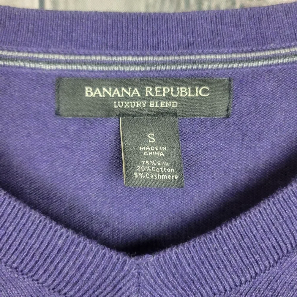 Banana Republic Purple V Neck Sweater Silk Blend Size Small